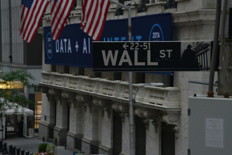 real-estate-stocks-plummet-in-wake-of-trumps-global-tariff-binge-2, 4824947,